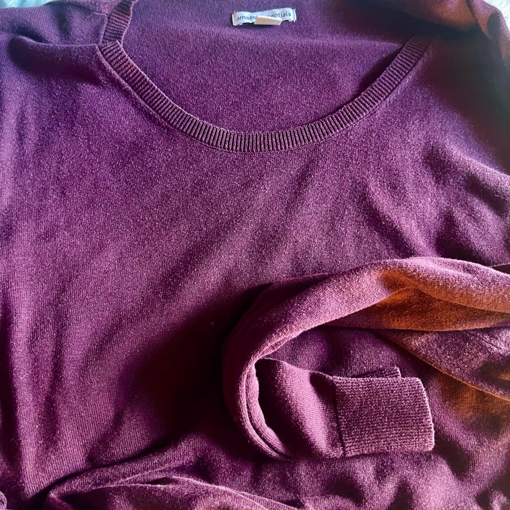 Women’s Plus Size Burgundy Sweater Lightweight